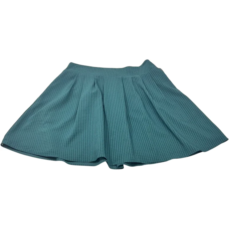 Skirt Mini & Short By A New Day In Green, Size: M