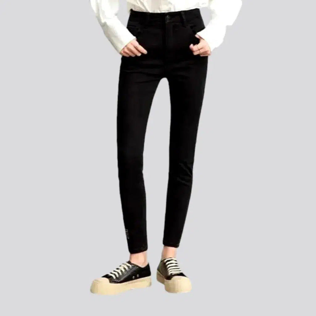 Skinny jeans
 for women